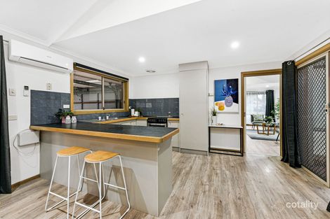 Property photo of 13 Crystal Gardens Cranbourne West VIC 3977