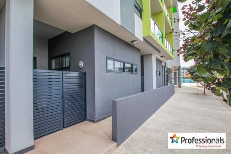 4/2 Points Way, Cockburn Central, WA 6164