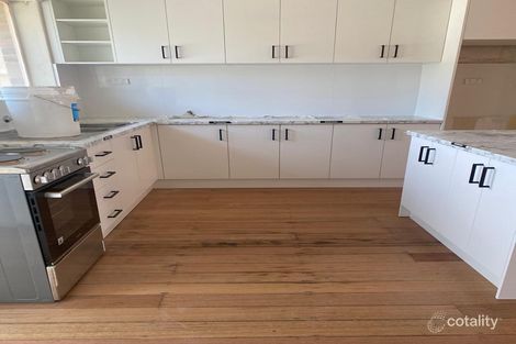 Property photo of 2/12 Puli Street Werribee VIC 3030