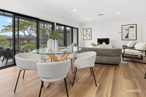 Property photo of 10/3-7 Bartlett Street Morningside QLD 4170