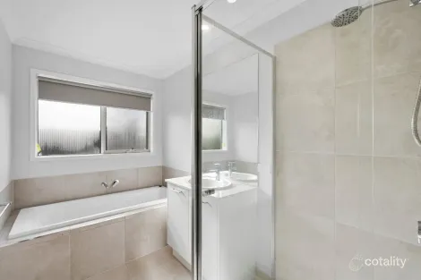 Property photo of 78B Sinclair Street Colac VIC 3250