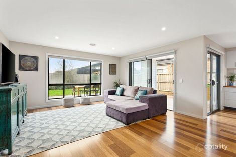 Property photo of 14 Cockle Crescent Point Lonsdale VIC 3225