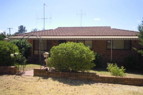 14 Phoenix St, Parkes, NSW 2870