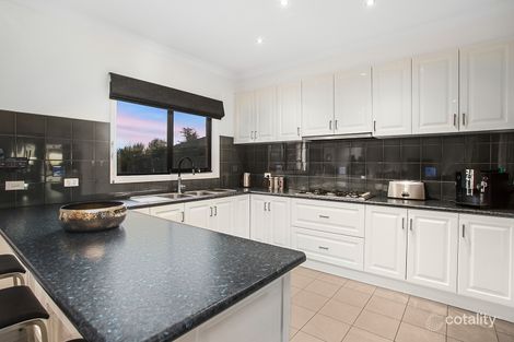 Property photo of 3 Hedgerow Court Keilor East VIC 3033