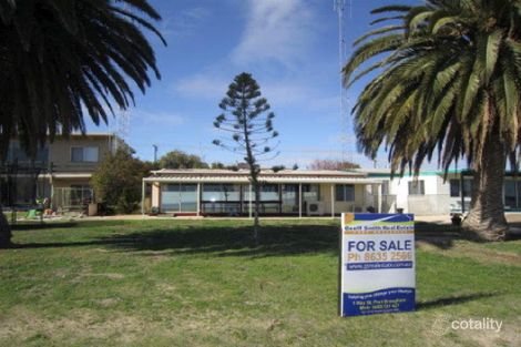 137 John Lewis Dr, Port Broughton, SA 5522