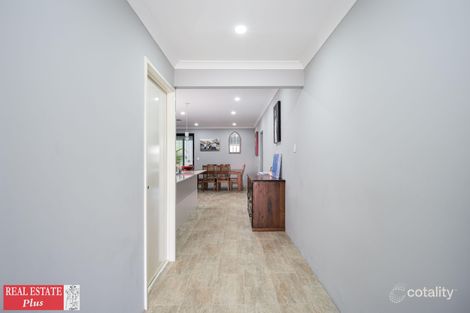 Property photo of 52 Stewartby Crescent Viveash WA 6056