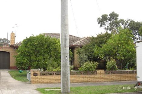 2 Silvan Ave, Springvale, VIC 3171