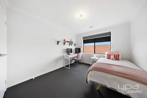 Property photo of 32 Garland Terrace Point Cook VIC 3030