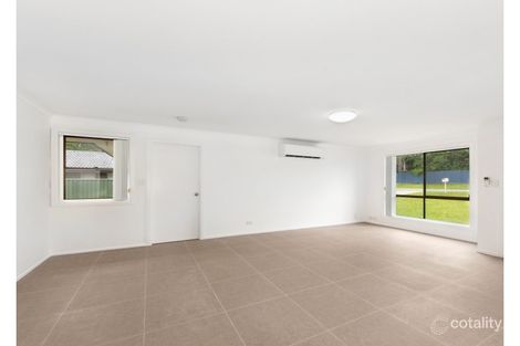Property photo of 33 Bosun Parade Ashmore QLD 4214