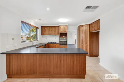 Property photo of 68 Dunne Crescent Thurgoona NSW 2640