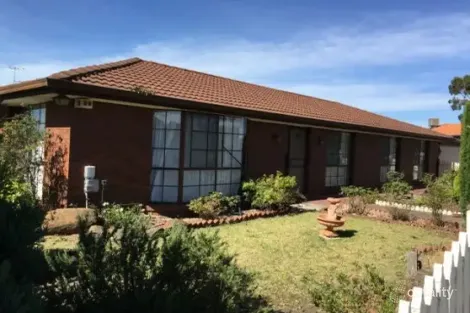 7 Lady Penrhyn Ave, Mill Park, VIC 3082