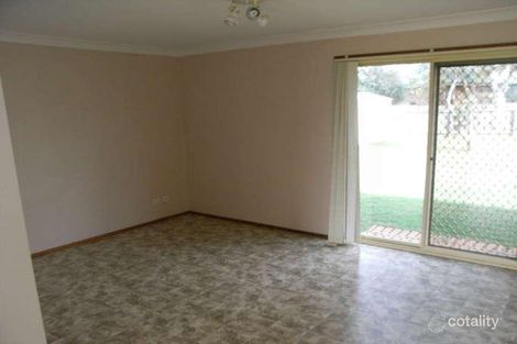 Property photo of 3 Caley Close Westdale NSW 2340