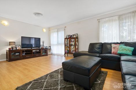 Property photo of 18 Oxley Street Sunbury VIC 3429