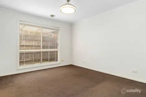 Property photo of 21 Gum Nut Drive Langwarrin VIC 3910