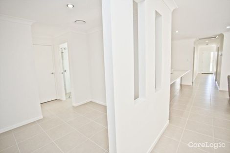 Property photo of 17 Ellem Drive Chinchilla QLD 4413