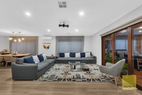 Property photo of 10 Vacation Way Point Cook VIC 3030