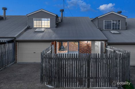 Property photo of 5/7 Derby Street Coorparoo QLD 4151