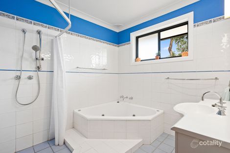 Property photo of 2 Karwarra Place Peakhurst Heights NSW 2210