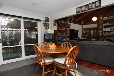 Property photo of 33 Illawong Grove Werribee VIC 3030