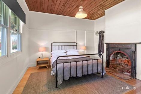 Property photo of 19 Hunter Street Mansfield VIC 3722