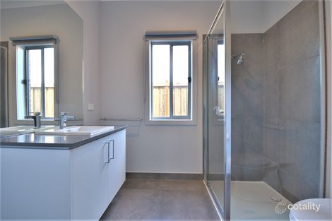 Property photo of 29 Abode Street Armstrong Creek VIC 3217