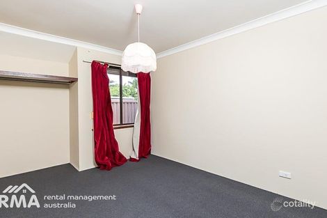 Property photo of 10 Willmott Drive Cooloongup WA 6168