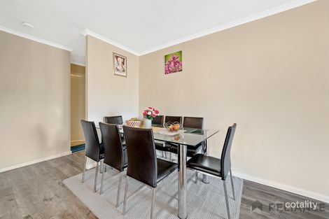 Property photo of 31 Black Dog Drive Brookfield VIC 3338