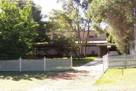 3 Lloyd George Gr, Tanilba Bay, NSW 2319