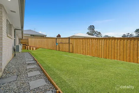 Property photo of 2/16 Guy Close Greta NSW 2334