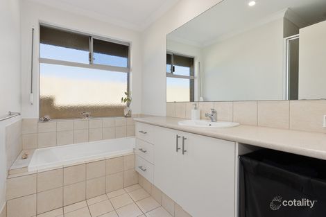 Property photo of 2 Brutia Place Aubin Grove WA 6164