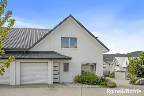 16/9 Maranoa Rd, Kingston, TAS 7050