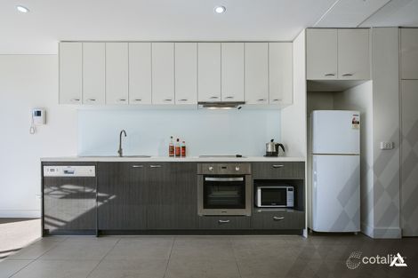 Property photo of 302/95 Berkeley Street Melbourne VIC 3000