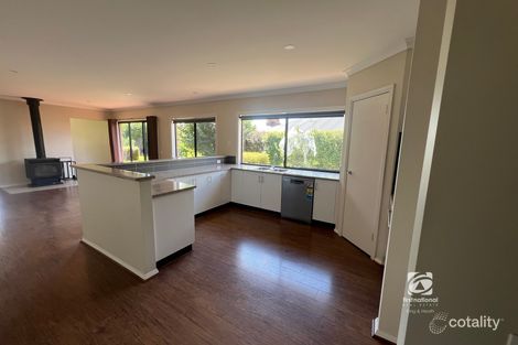 Property photo of 11 Tamhaven Drive Swan Reach VIC 3903