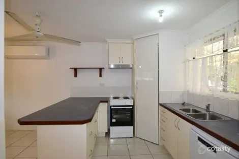 Property photo of 14 Flounder Crescent Toolooa QLD 4680