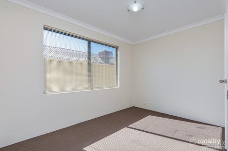 4 Verwood Grn, Butler, WA 6036