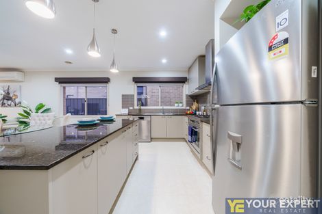 Property photo of 37 Sabel Drive Cranbourne North VIC 3977