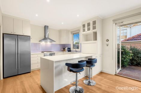 Property photo of 1/111 Eley Road Box Hill South VIC 3128