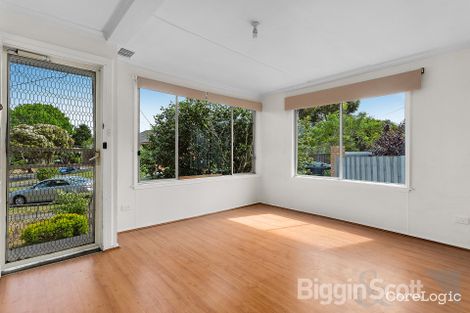 Property photo of 2 Juniper Court Frankston North VIC 3200