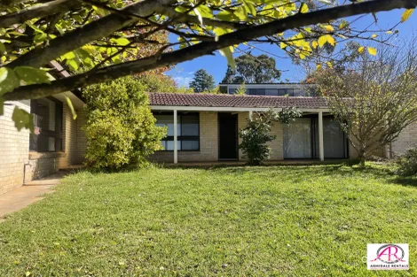 26 Curtis St, Armidale, NSW 2350