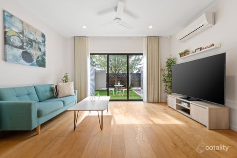 Property photo of 7 Hardy Loop Keysborough VIC 3173