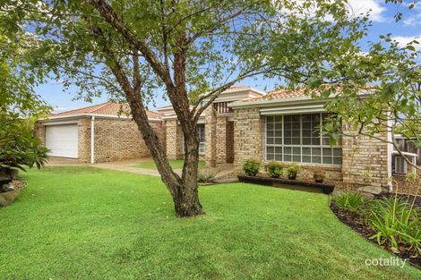 Property photo of 16 Urangan Court Helensvale QLD 4212