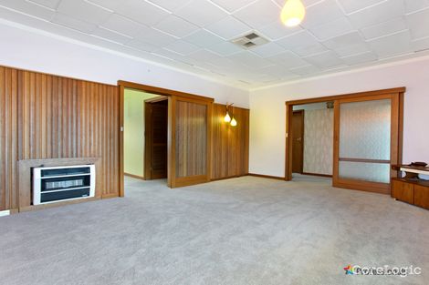 Property photo of 19 Chapman Road Calista WA 6167