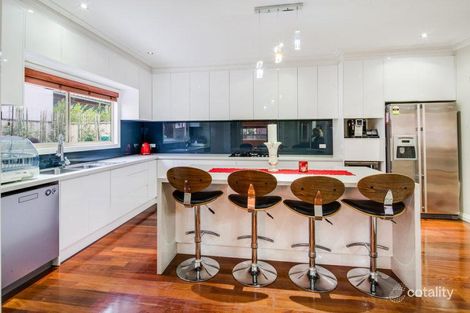 18 Dantum Gr, Braybrook, VIC 3019