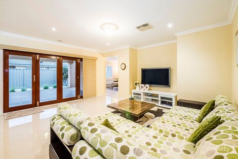 Property photo of 29 Bowyer Avenue Cranbourne East VIC 3977