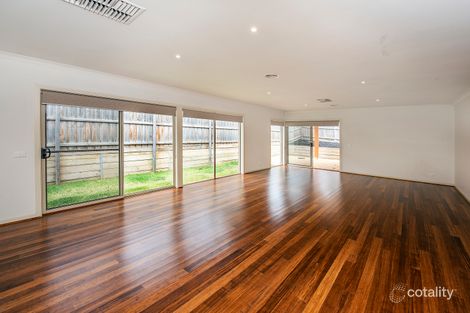 Property photo of 2 Lanner Way Doreen VIC 3754