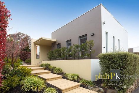 Property photo of 6A Aurora Close Mawson ACT 2607