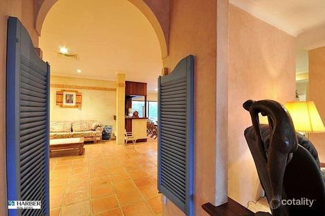 Property photo of 20 Martin Road Sorrento WA 6020