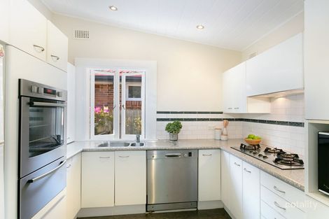 Property photo of 29 Wattle Avenue Fairlight NSW 2094