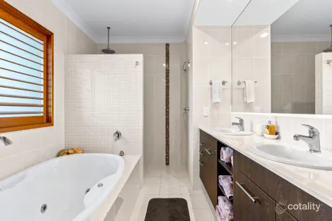 Property photo of 2/3 Ulmarra Close Harrington NSW 2427