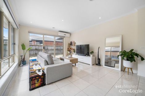 Property photo of 8 Jansar Street Point Cook VIC 3030